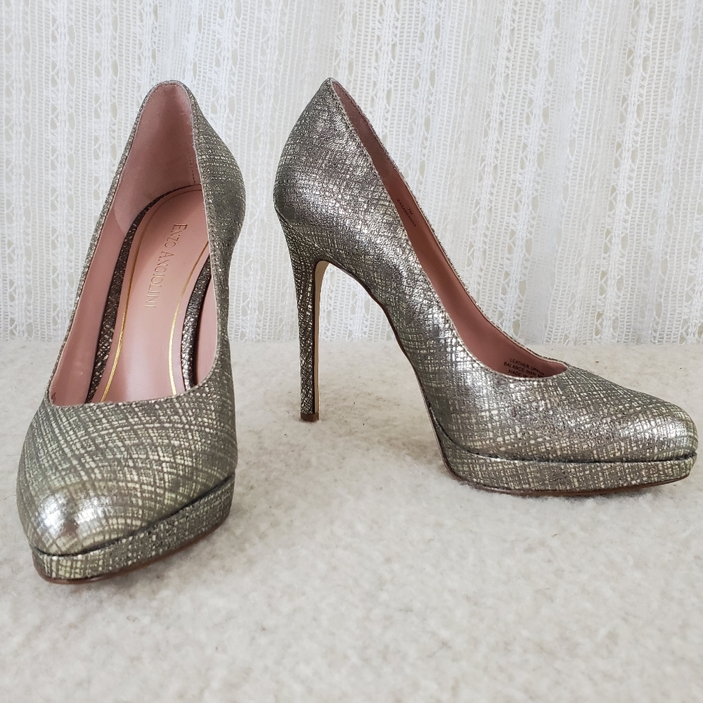 Enzo Angiolini Silver Platform Almond Toe Pumps Heels Size 7